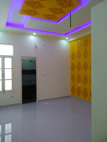 Room in 2 BHK Villa at Gomti Nagar – for Rent