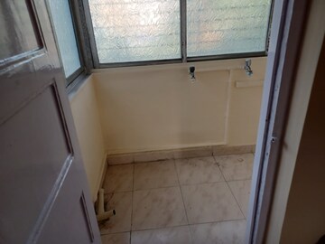  2 BHK Apartment at Pestom Sagar Colony, Chembur – for Rent