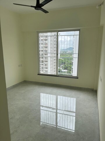 Room in 2.5 BHK Apartment at Kolte Patil Life Republic, Hinjewadi – for Rent