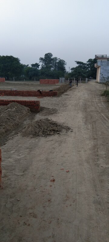  Plot – Exterior View View at Hasanpur Khevali - for Sale