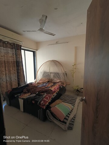Bedroom in 1 BHK Apartment at East Point Mall, Kurla East – for Rent