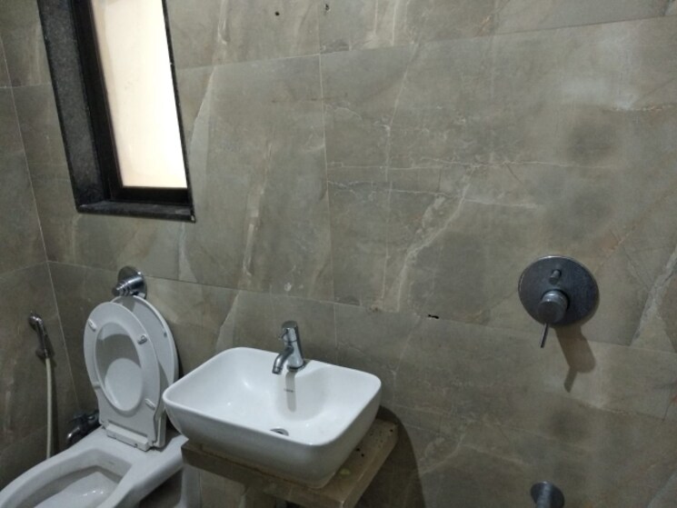 Bathroom, silver-sands-chs 1 Bedroom 523 Sq.Ft. Apartment In Goregaon West Mumbai 8029080