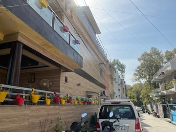 4 BHK Independent House – Exterior View View at Sahastradhara Road - for Sale