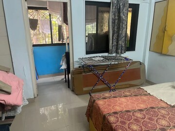 Living Room in 2 BHK Apartment at Udayan Apartment, Vashi Sector 9 – for Rent