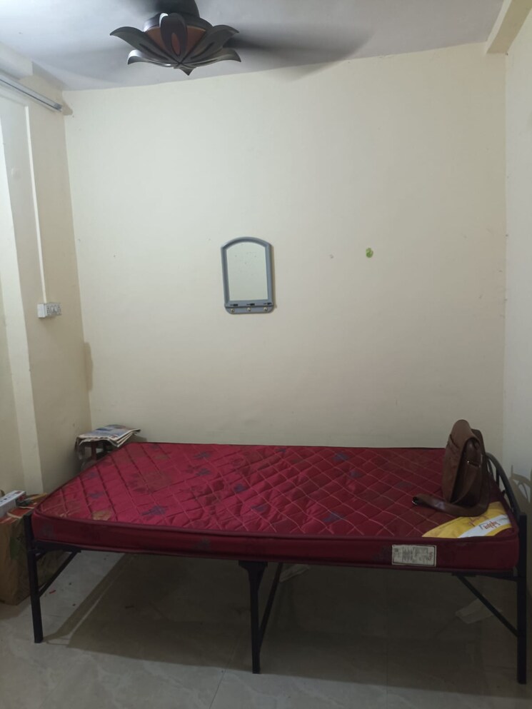 Bedroom, standard-prabha-chs 1 Bedroom 289 Sq.Ft. Apartment In Prabhadevi Mumbai 8029188