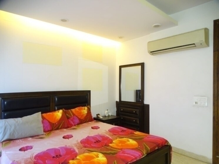 Bedroom, new friends colony 6 Bedroom 500 Sq.Yd. Independent House In New Friends Colony Delhi 8029218