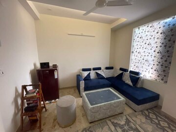 Living Room in 4 BHK Builder Floor at Settlers India, Sector 57 – for Rent