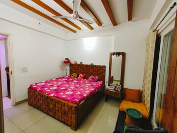 Bedroom in 3.5 BHK Apartment at Ambience Tivertone, Sector 50 – for Sale