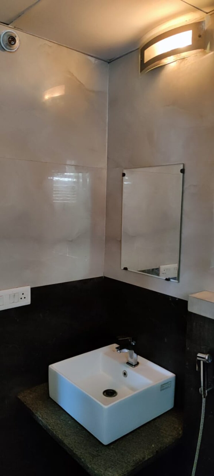 Room, gomti nagar 2 Bedroom 1550 Sq.Ft. Apartment In Gomti Nagar Lucknow 8029247