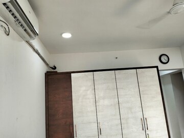 Furnished Amenities in 3 BHK Apartment at Celestia Spaces, Sewri – for Rent