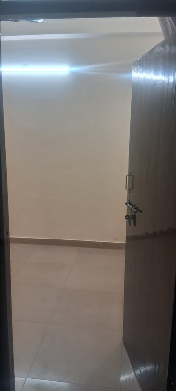 Furnished Amenities in 1.5 BHK Independent House at Chilla – for Rent