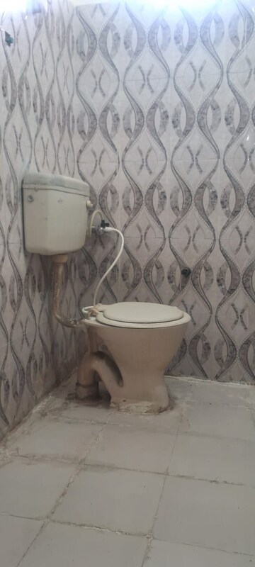 Bathroom in 1.5 BHK Independent House at Chilla – for Rent