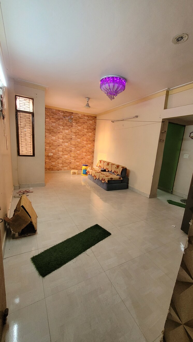 Living Room, dilshad colony 2 Bedroom 750 Sq.Ft. Builder Floor In Dilshad Colony Delhi 8029262