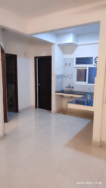Furnished Amenities in 2 BHK Apartment at Signature Global Orchard Avenue, Sector 93 – for Sale