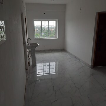 Room in 2 BHK Apartment at Thakurpukur – for Sale