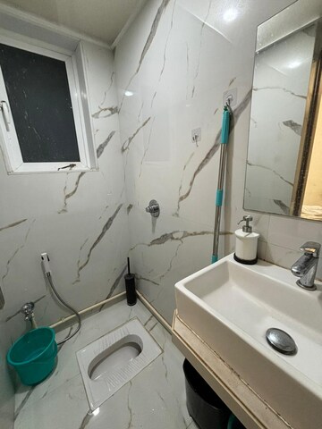 Master Bedroom in 1 BHK Apartment at Worli – for Rent