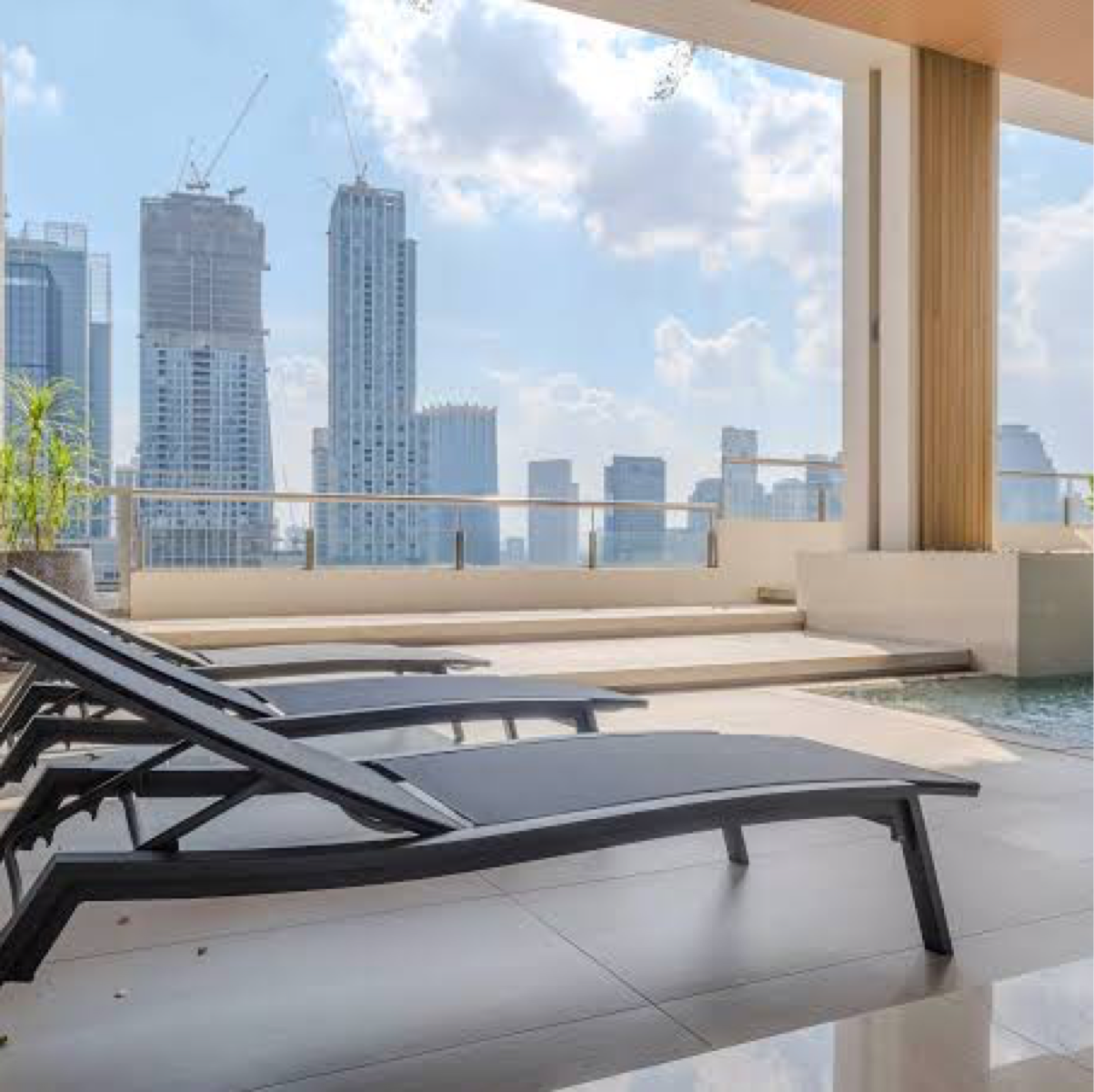 6+ BHK + Servant Room Apartment For Sale in M3M Golf Estate Fairway East