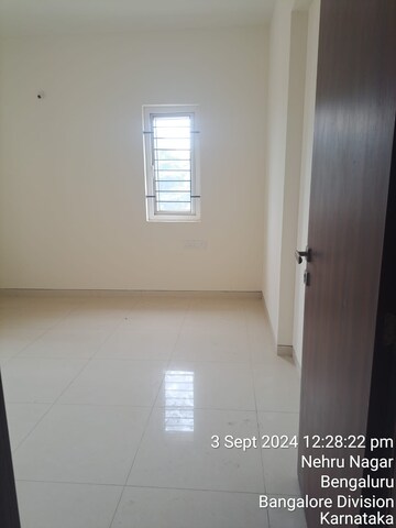 Room in 2 BHK Apartment at Jakkuru – for Sale