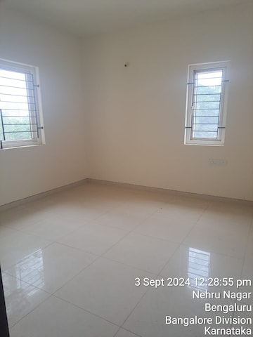 Room in 2 BHK Apartment at Jakkuru – for Sale