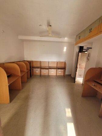 Commercial Office Space 900 Sq.Ft. For Rent in Dilshad Garden Delhi  8029500