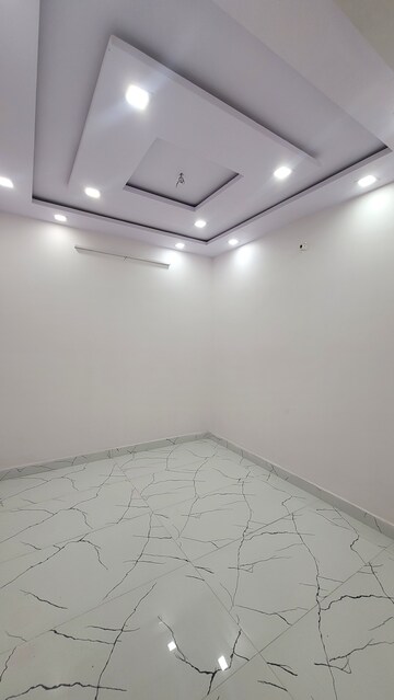 Bedroom in 3 BHK Builder Floor at Dilshad Garden – for Sale