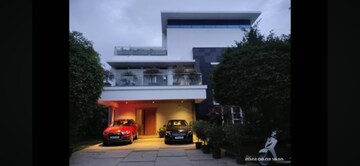 Master Bedroom in 4 BHK Villa at Meenakshi Bamboos, Gachibowli – for Rent
