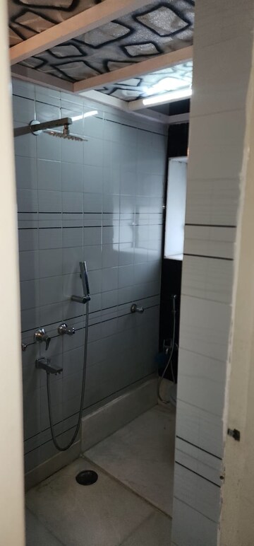 Bathroom in 2.5 BHK Apartment at Mount Unique, Peddar Road – for Rent