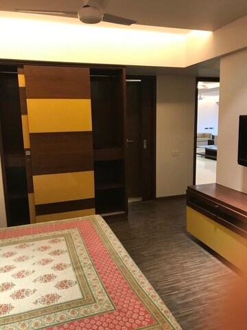 Bedroom in 3 BHK Apartment at Colaba – for Rent