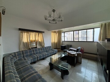 Living Room in 2.5 BHK Apartment at Mahindra Heights, Tardeo – for Rent