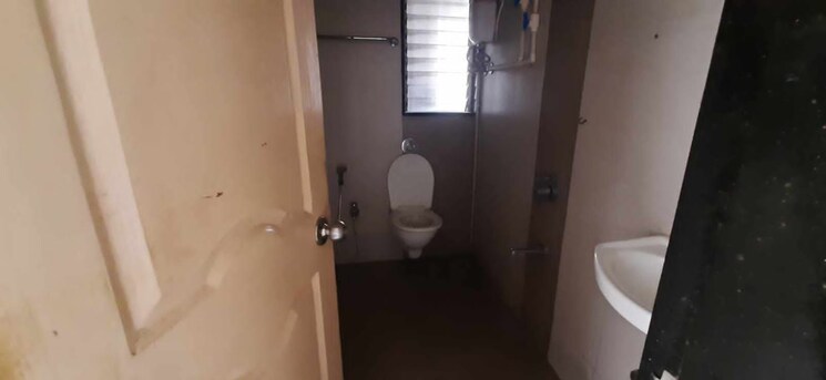 Bathroom, shilp-chs 1 Bedroom 500 Sq.Ft. Apartment In Santacruz East Mumbai 8029708