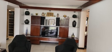 Living Room in 3 BHK Apartment at Heera Panna Apartment, Tardeo – for Rent