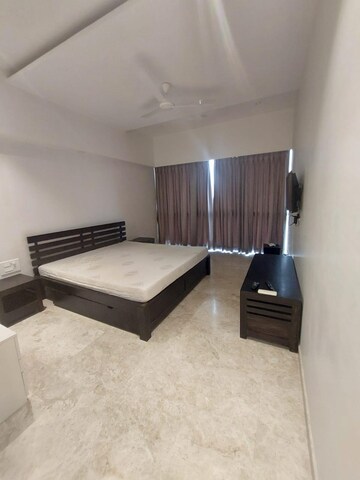 Living Room in 3 BHK Apartment at Indiabulls Sky, Lower Parel – for Rent