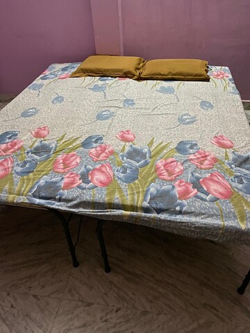 Bedroom in 1 RK Independent House at Gomti Nagar – for Rent