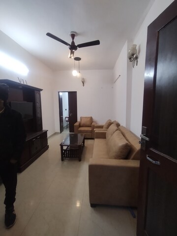 Master Bedroom in 1 BHK Builder Floor at Ameya One, Sector 42 – for Rent