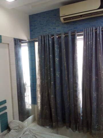 Bedroom in 2.5 BHK Apartment at Gundecha Symphony, Andheri West – for Rent