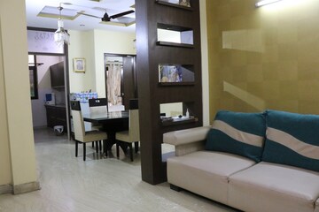Living Room in 3 BHK Builder Floor at SS Mayfield Gardens, Sector 51 – for Rent