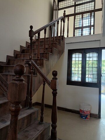 Staircase in 5 BHK Independent House at Sector 39 – for Rent