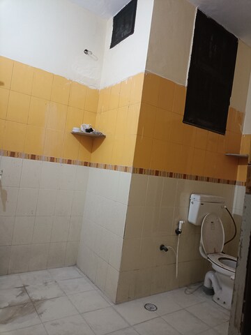 Master Bedroom in 5 BHK Independent House at Sector 39 – for Rent