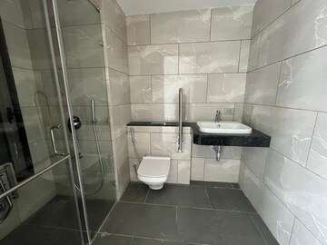 Bathroom in 5 BHK Apartment at Rustomjee Crown, Prabhadevi – for Rent