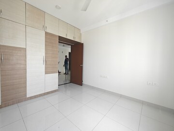 Room in 3 BHK Builder Floor at Hsr Layout – for Rent