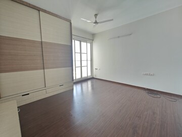 Master Bedroom in 3 BHK Builder Floor at Hsr Layout – for Rent