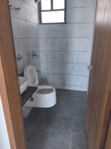 Master Bedroom in 3 BHK Apartment at Ganesh Malabar County, Near Nirma University On Sg Highway – for Rent