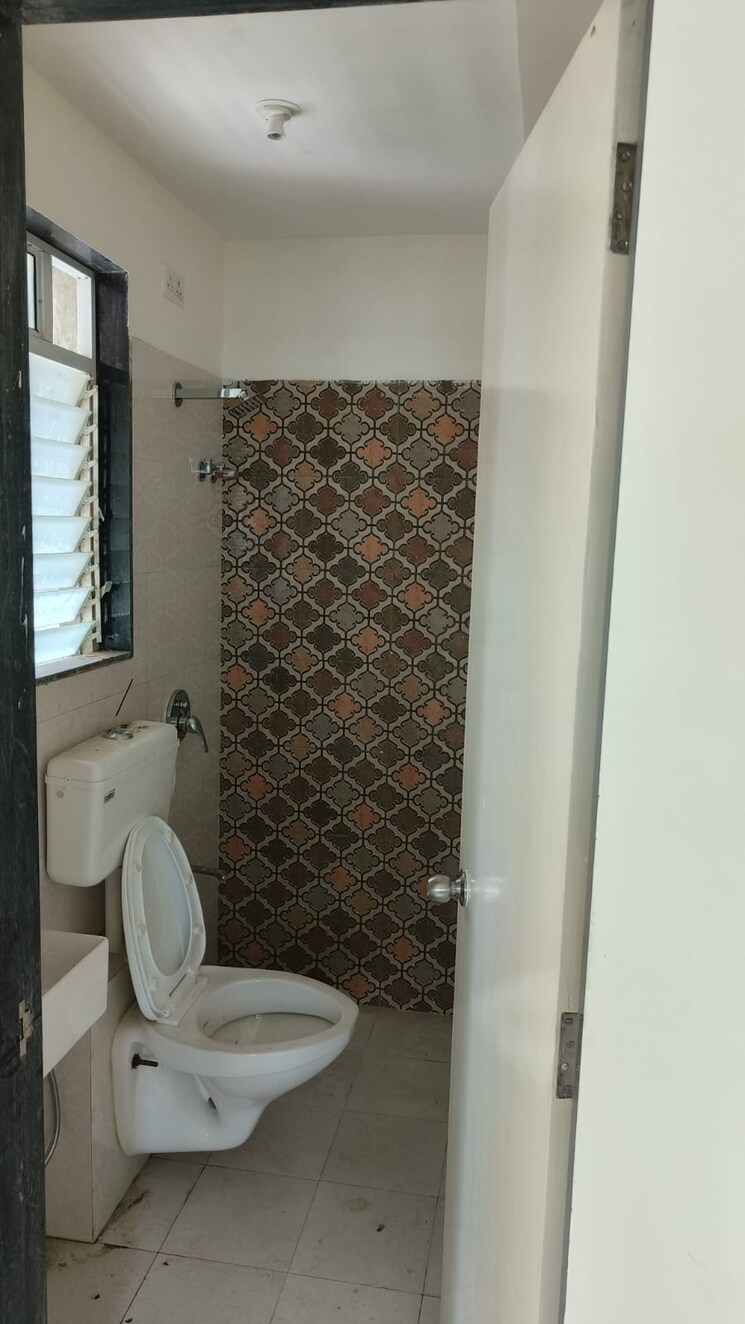 Bathroom, the-baya-central 1 Bedroom 441 Sq.Ft. Apartment In Lower Parel Mumbai 8030010