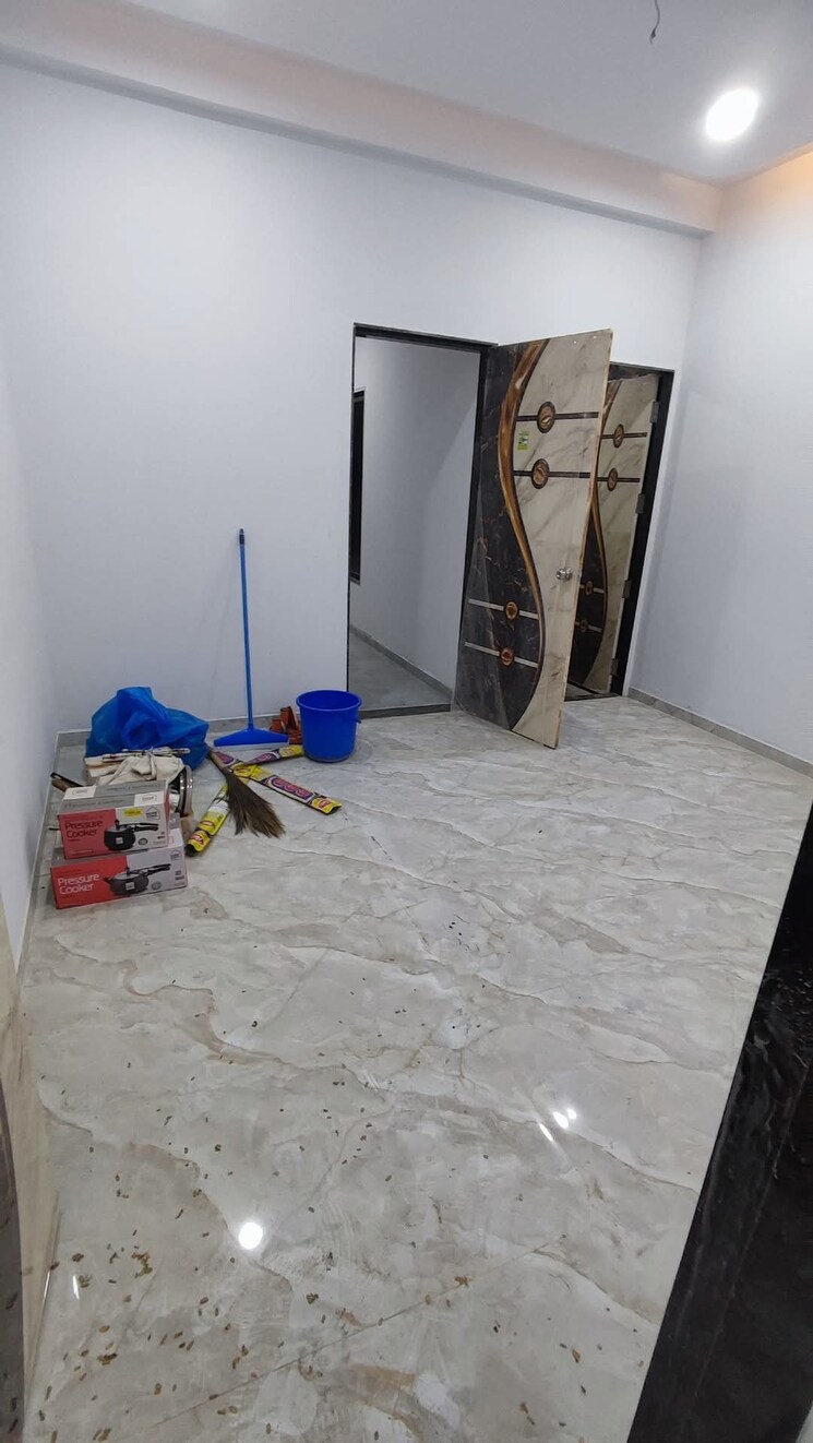  Parking, jahangirabad 4 Bedroom 658 Sq.Ft. Independent House In Jahangirabad Surat 8030015