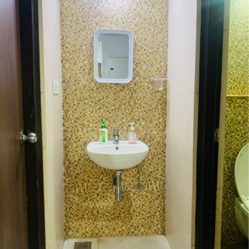 Bathroom in 1.5 BHK Apartment at Lodha Lakeshore Greens, Hedutane – for Rent