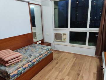 Bedroom in 3 BHK Apartment at Hiranandani Meadows, Manpada – for Rent