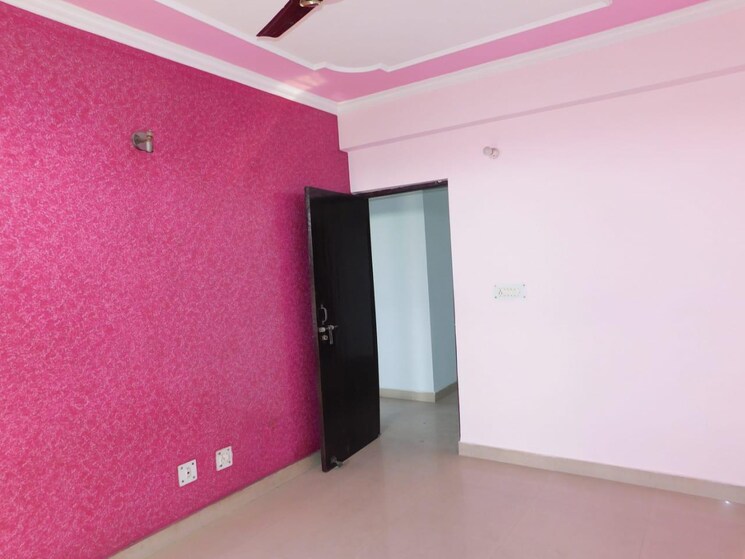 Room, saviour-park 2.5 Bedroom 1285 Sq.Ft. Apartment In Mohan Nagar Ghaziabad 8030133