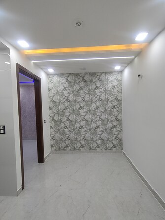 1 BHK Apartment For Rent in Dwarka Mor Delhi  8030171