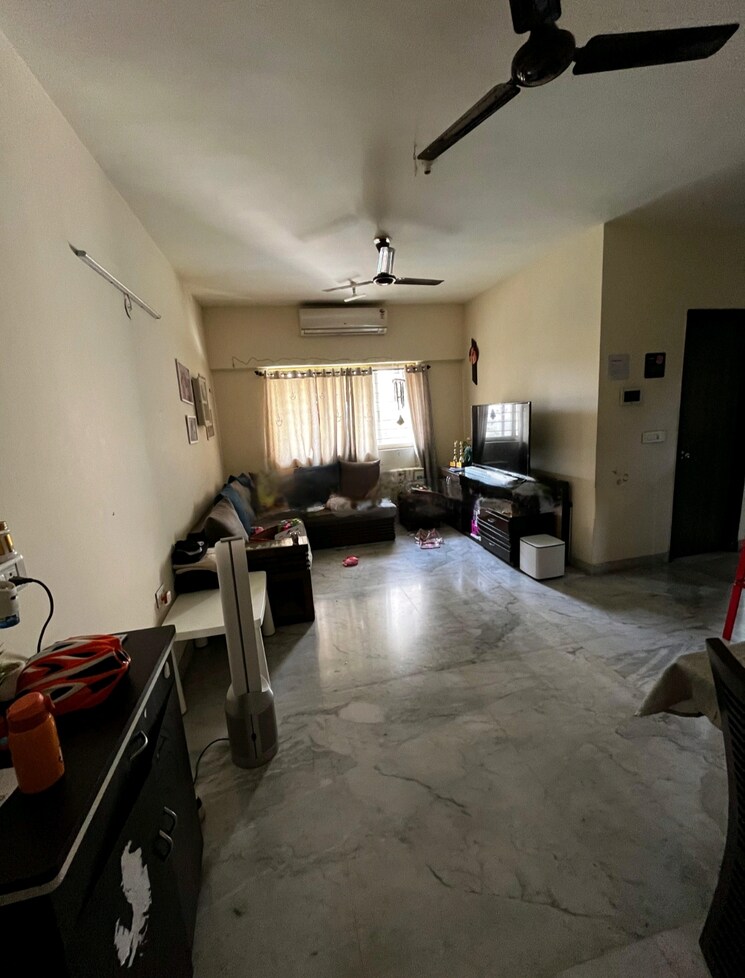 Living Room, lodha-luxuria-priva 2 Bedroom 1050 Sq.Ft. Apartment In Majiwada Thane 8030166