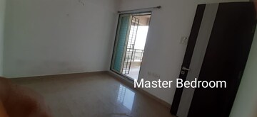 Room in 2 BHK Apartment at Mohan Willows, Badlapur East – for Rent